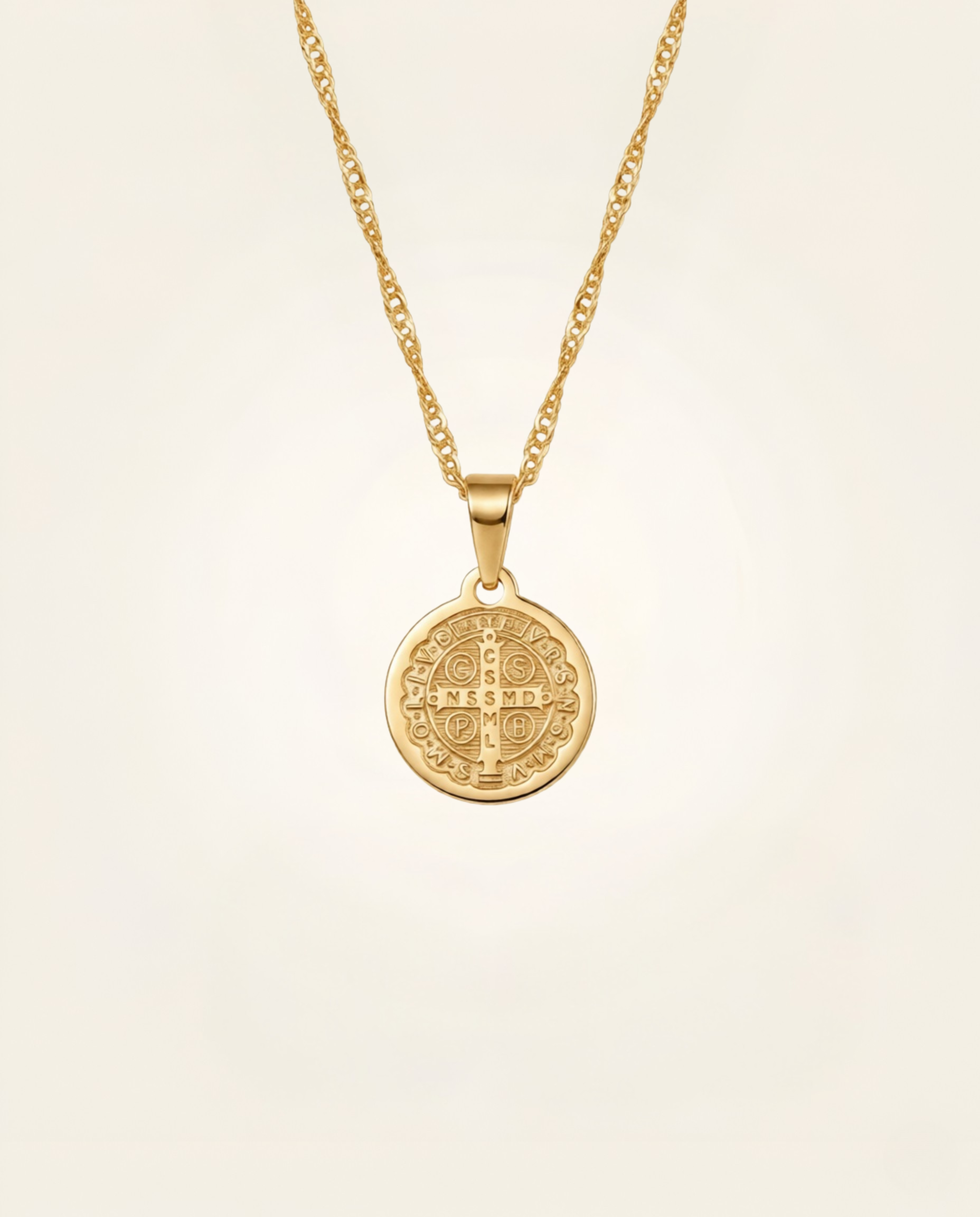 Cadena con dije San Benito